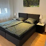 Deluxe Apartments In Hearth Of Downtown