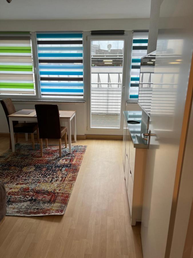 Deluxe In Hearth Of Downtown Apartment *