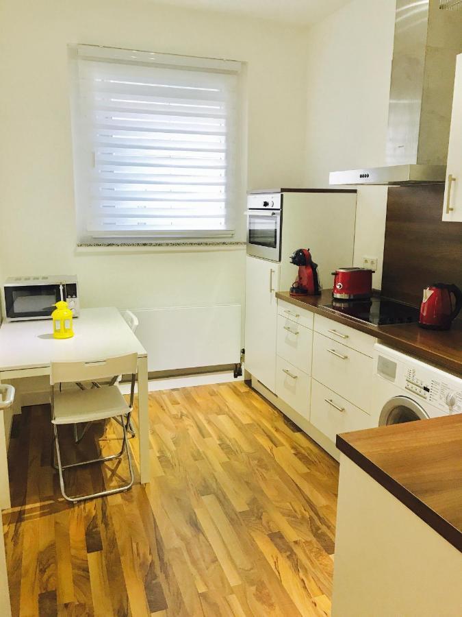 Apartment Deluxe In Hearth Of Downtown