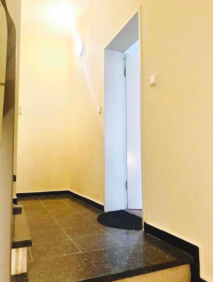 Deluxe In Hearth Of Downtown *