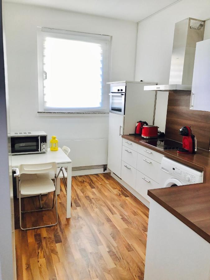 Apartment Deluxe In Hearth Of Downtown Düsseldorf