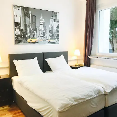 Deluxe In Hearth Of Downtown Düsseldorf